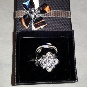 Sterling silver flower ring